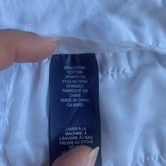 White capri pants. - Picture 5 of 7